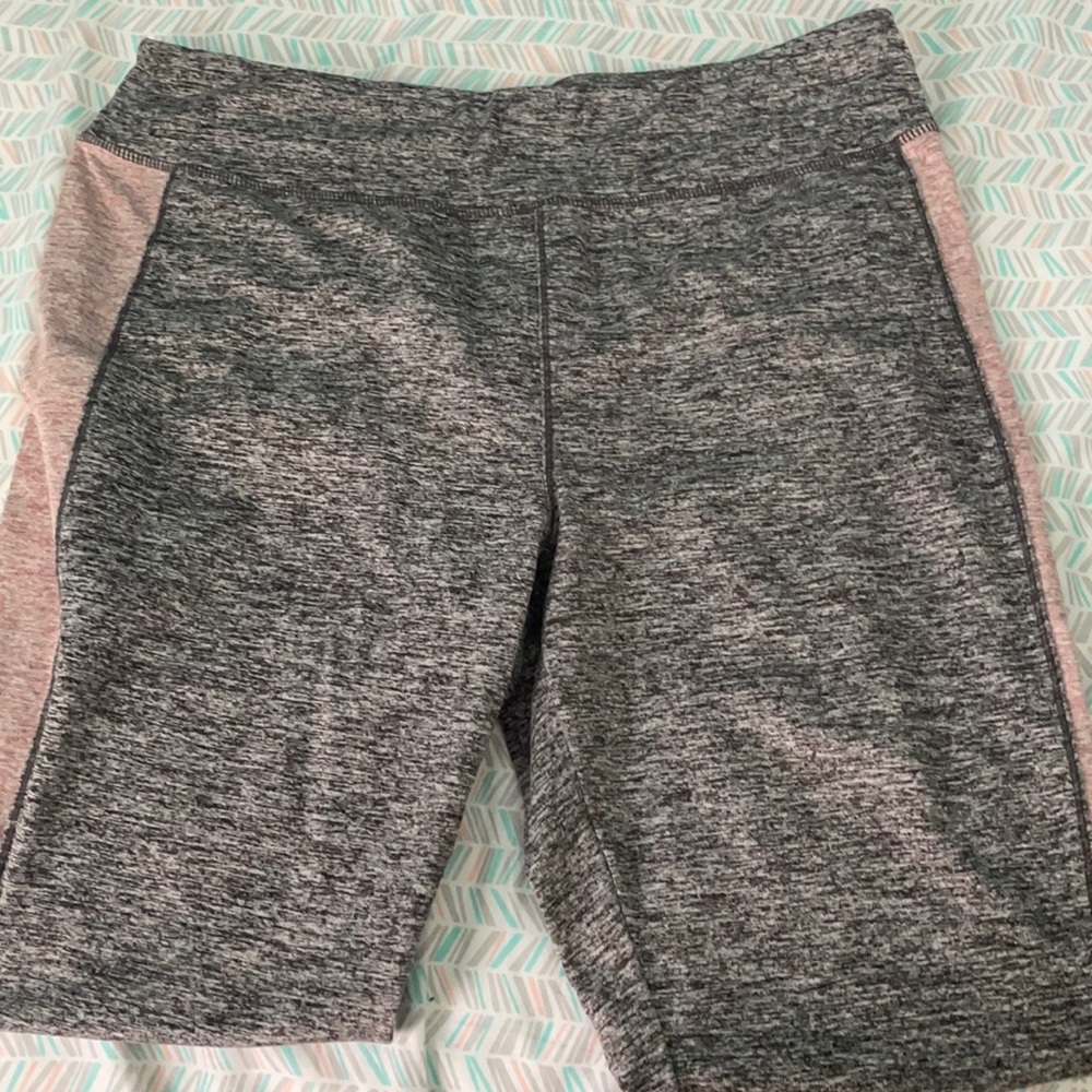 Selling leggings from Tangerine.